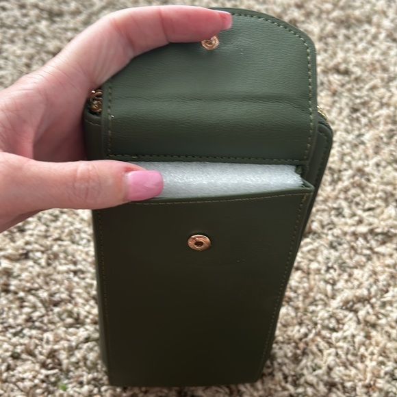 NWT green crossbody - Picture 6 of 6